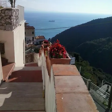 Le Terrazze Di Cristina Bed & Breakfast