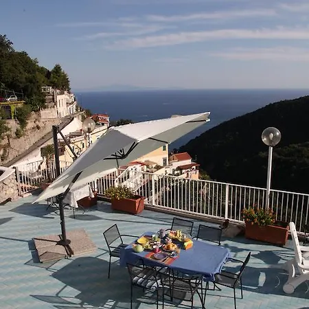 Le Terrazze Di Cristina Vietri sul Mare