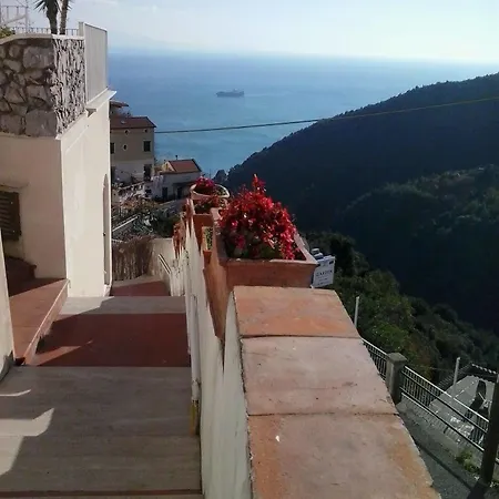 Le Terrazze Di Cristina Bed & Breakfast